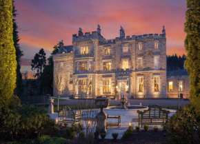 Crossbasket Castle, Blantyre